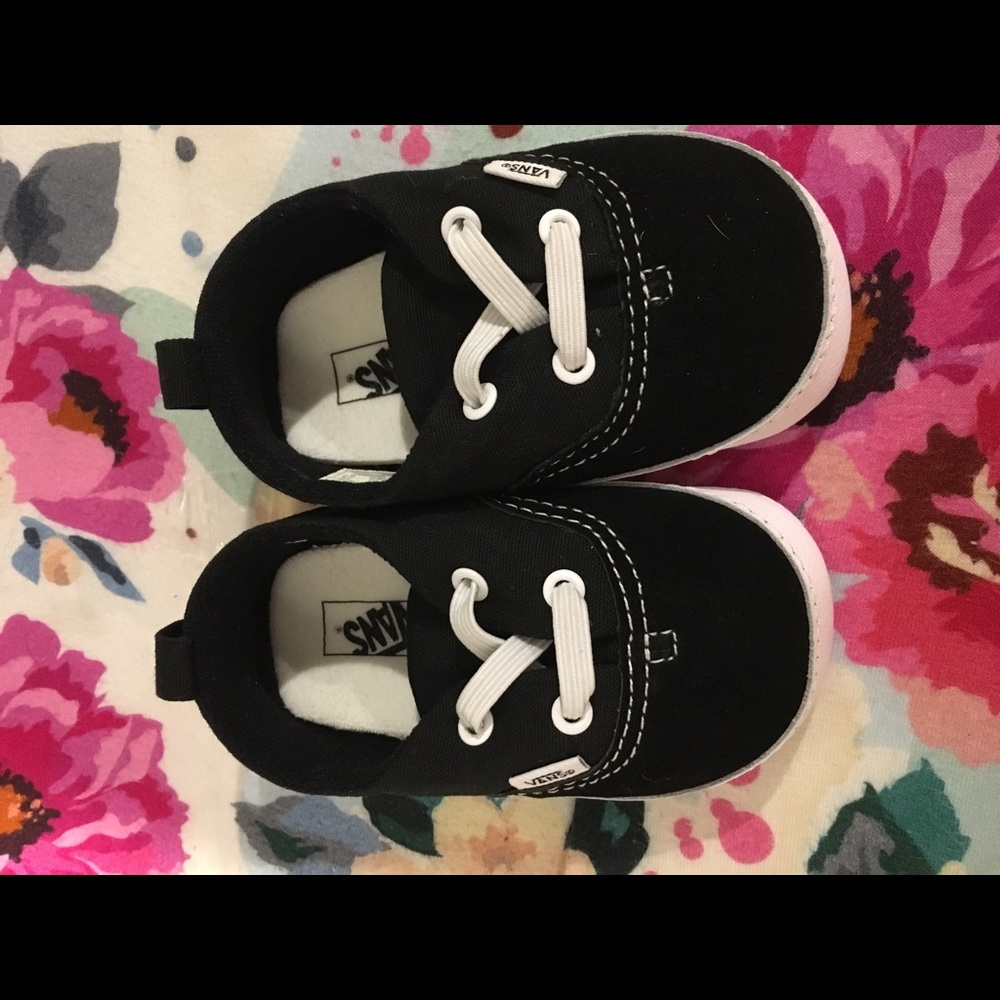 Vans baby crib shoes